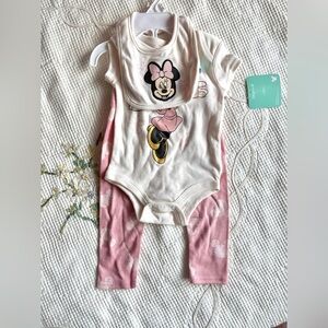 NWT Minnie Mouse matching set size 3-6 months